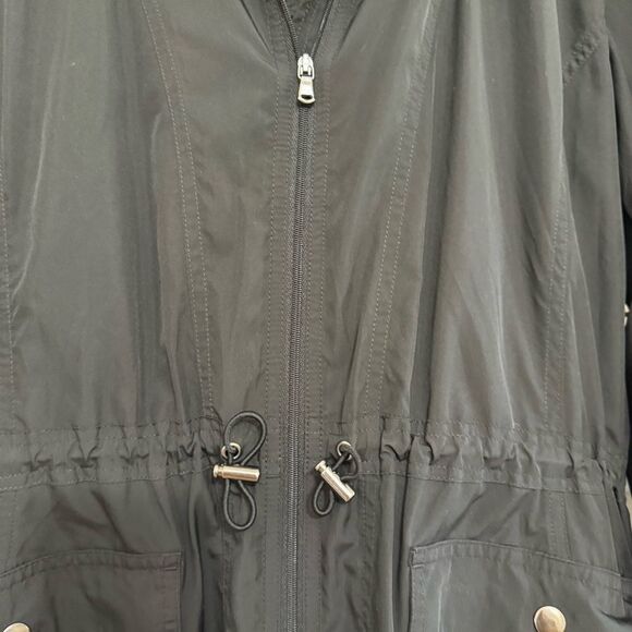 J. Jill Fit Black Light Weight
Windbreaker Full Zip Cinch Waist Jacket - Picture 3 of 10